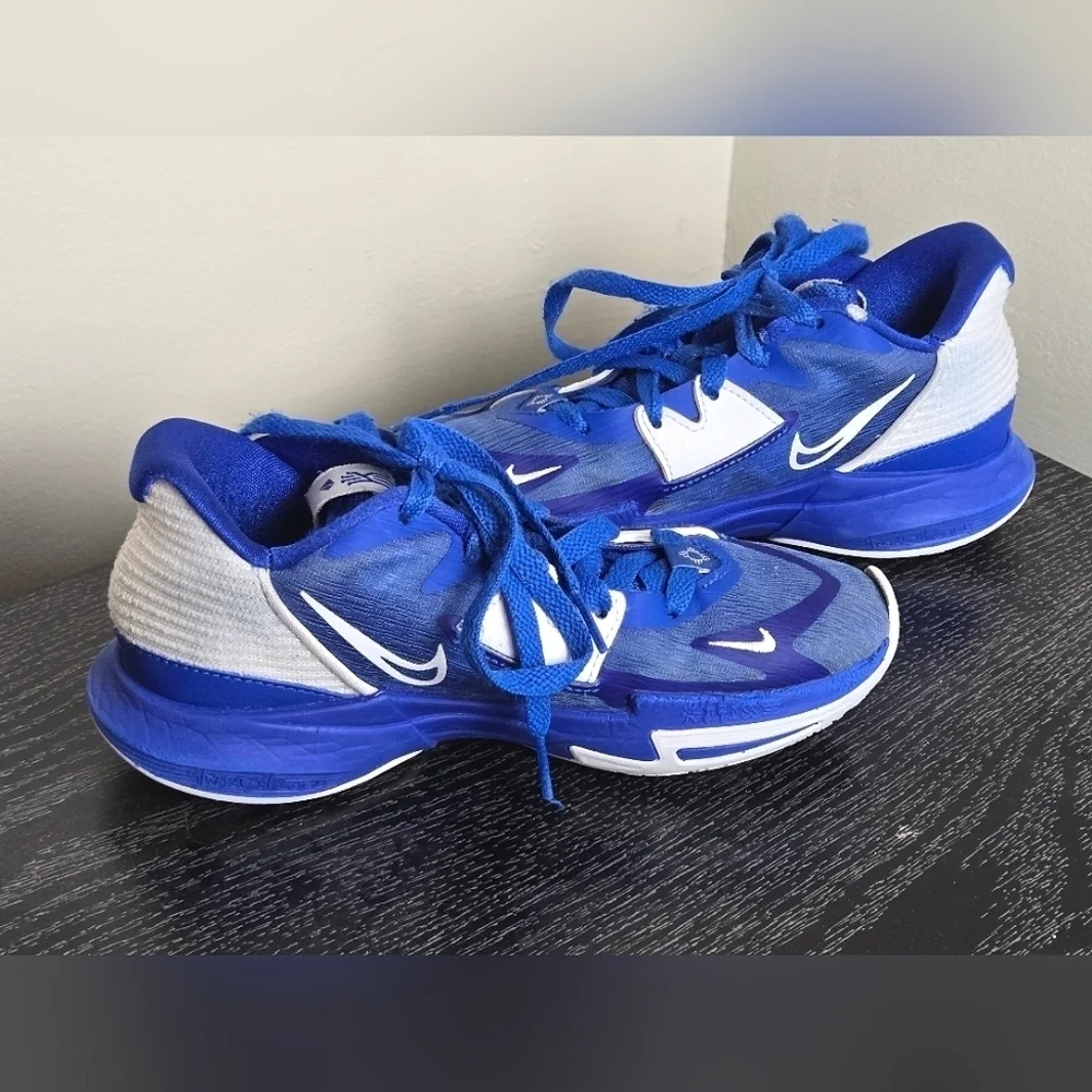Boy's Nike Kyrie 5 Low Game Royal, Size 5‎